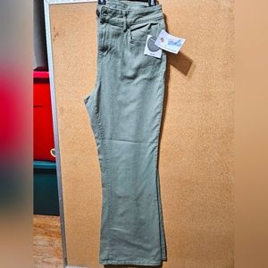 Falls creek olive green jean, size 12